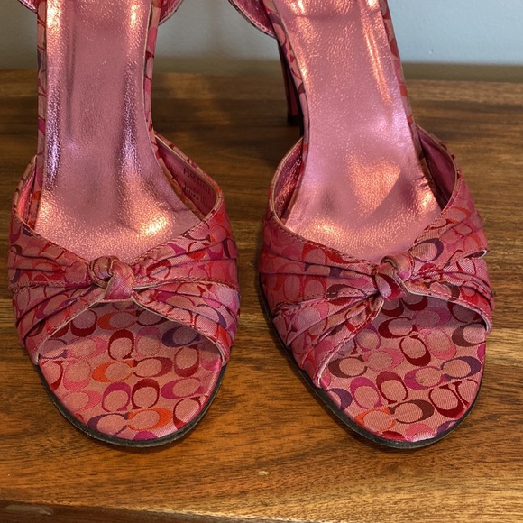 Coach Pink Signature Elisa Sandals - Picture 3 of 10